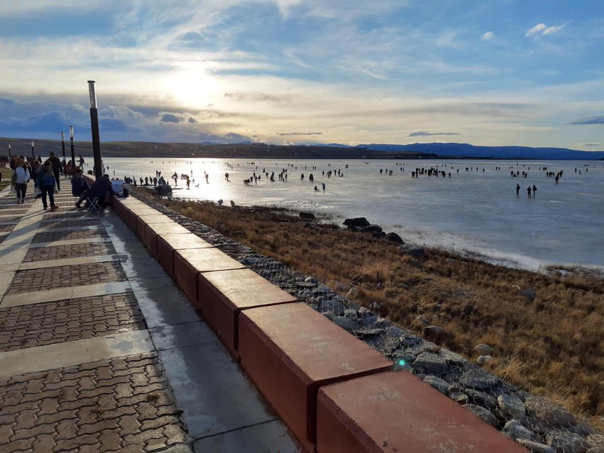 Casa A Estrenar! A 5 Minutos De La Terminal De Omnibus Y Muy Cerca Del Centro! Villa El Calafate Exterior foto